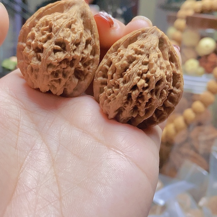 【闪购商品】文玩核桃把件35.5望月蜡皮