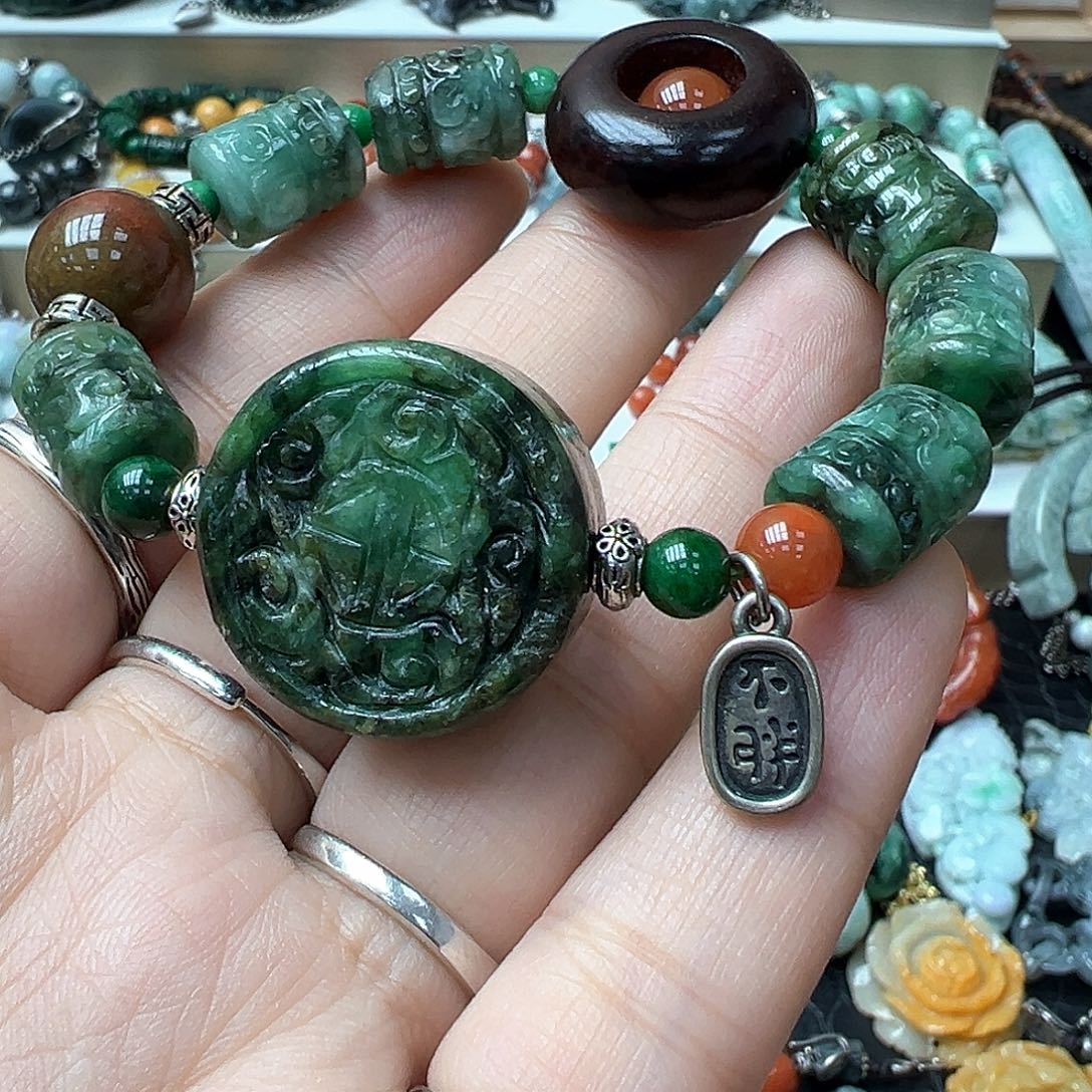 翡翠戒指未镶嵌倾**涯