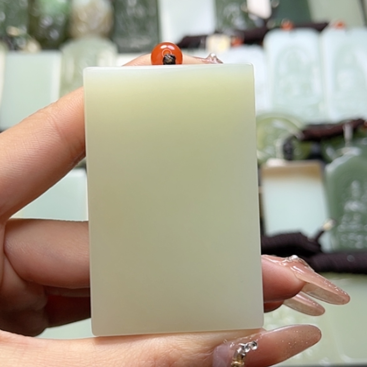 【闪购商品】和田玉未镶嵌颈饰武****哥