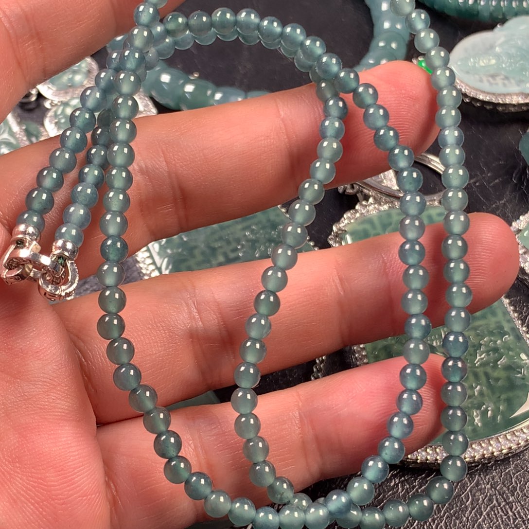 翡翠未镶嵌颈饰卡3小米珠项链