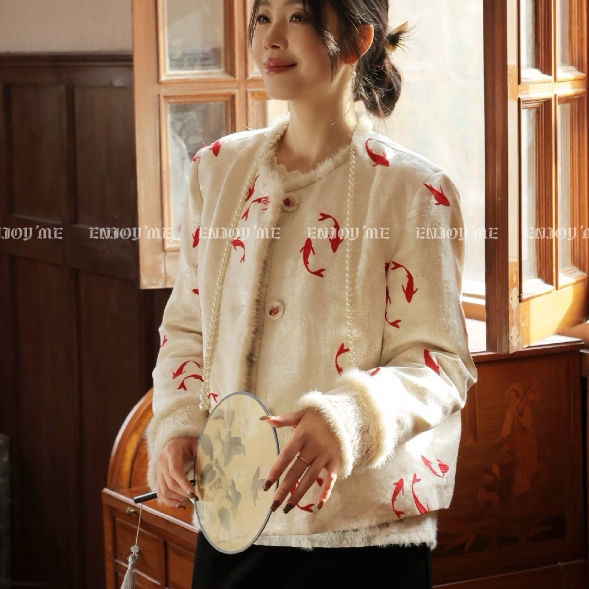 【门店同款】ENJOY冬季“烟火漫春”锦鲤满堂中式羽绒外套 168995970