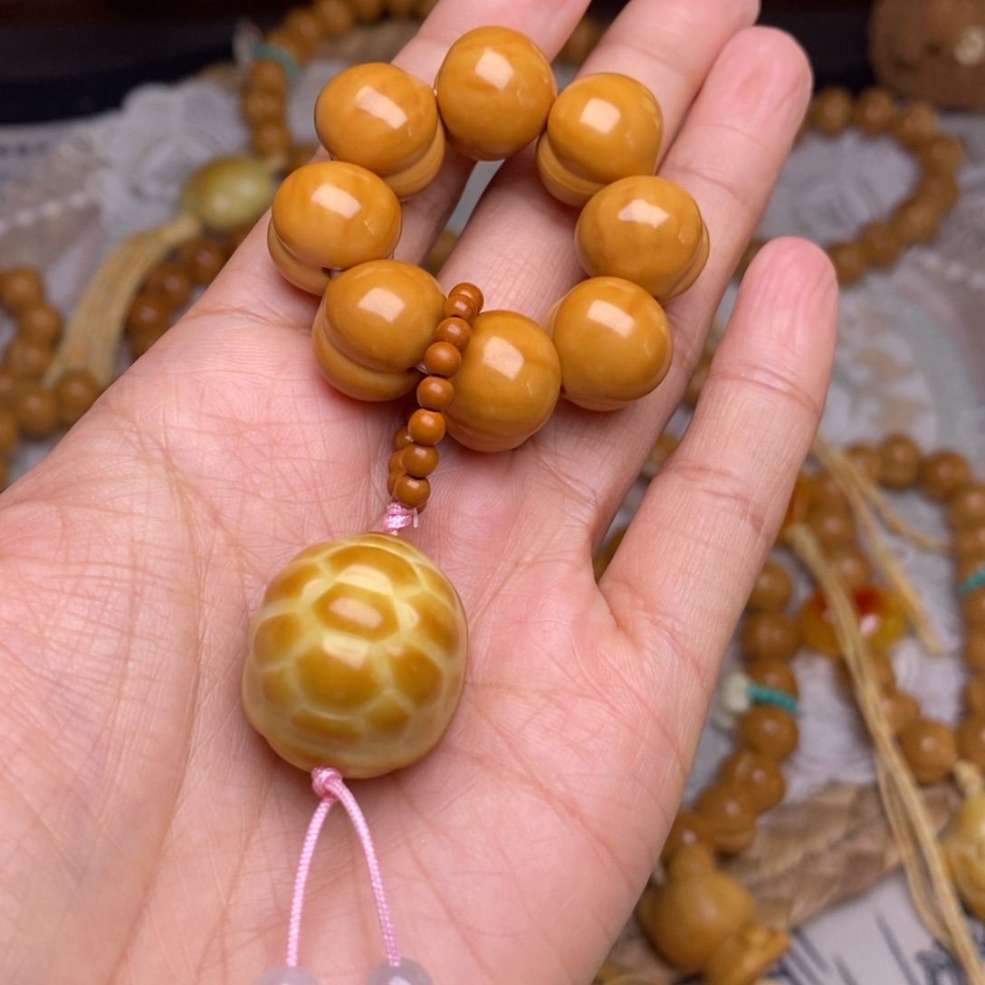 猴头核桃吊坠屁桃15加