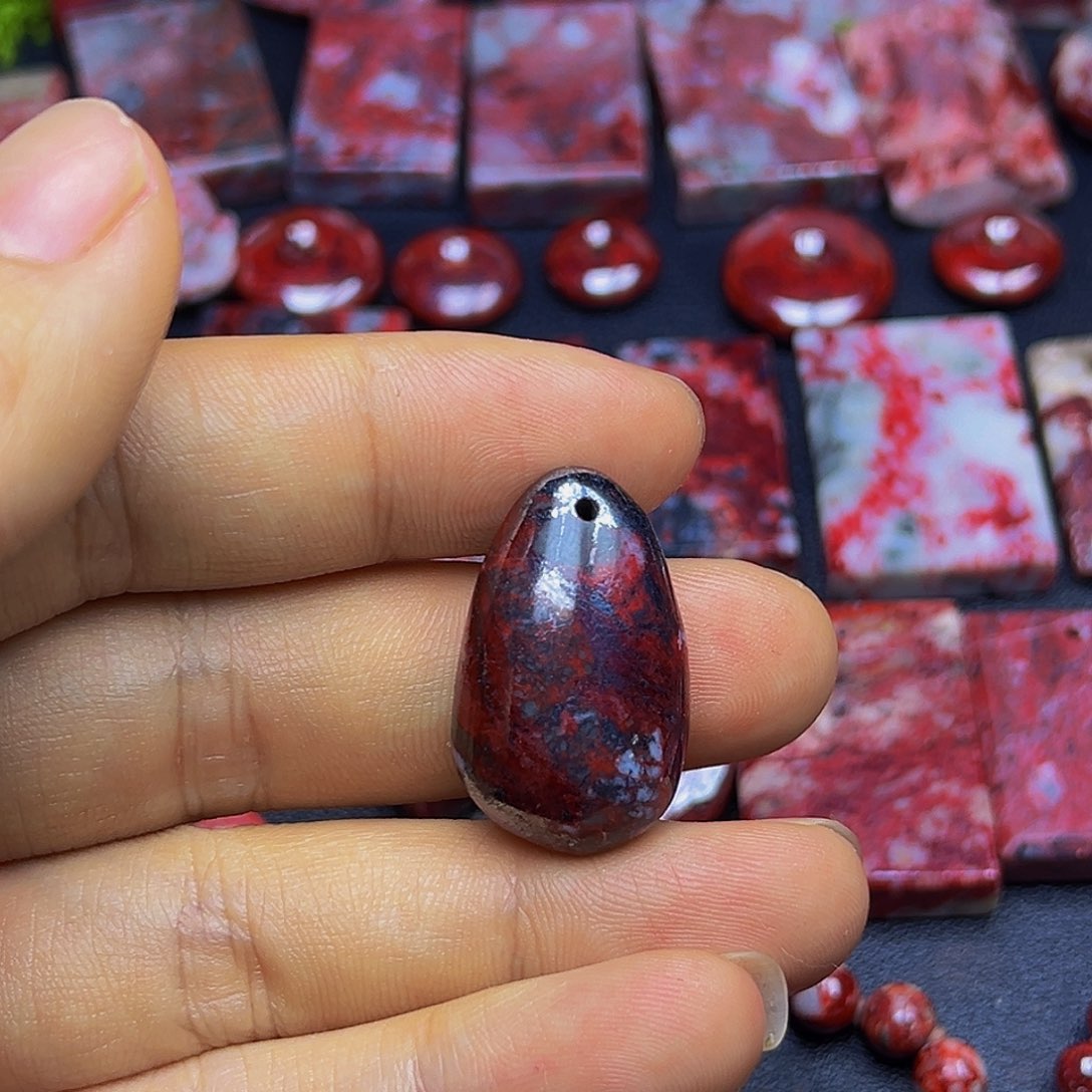 恭***财天然辰砂朱砂吊坠