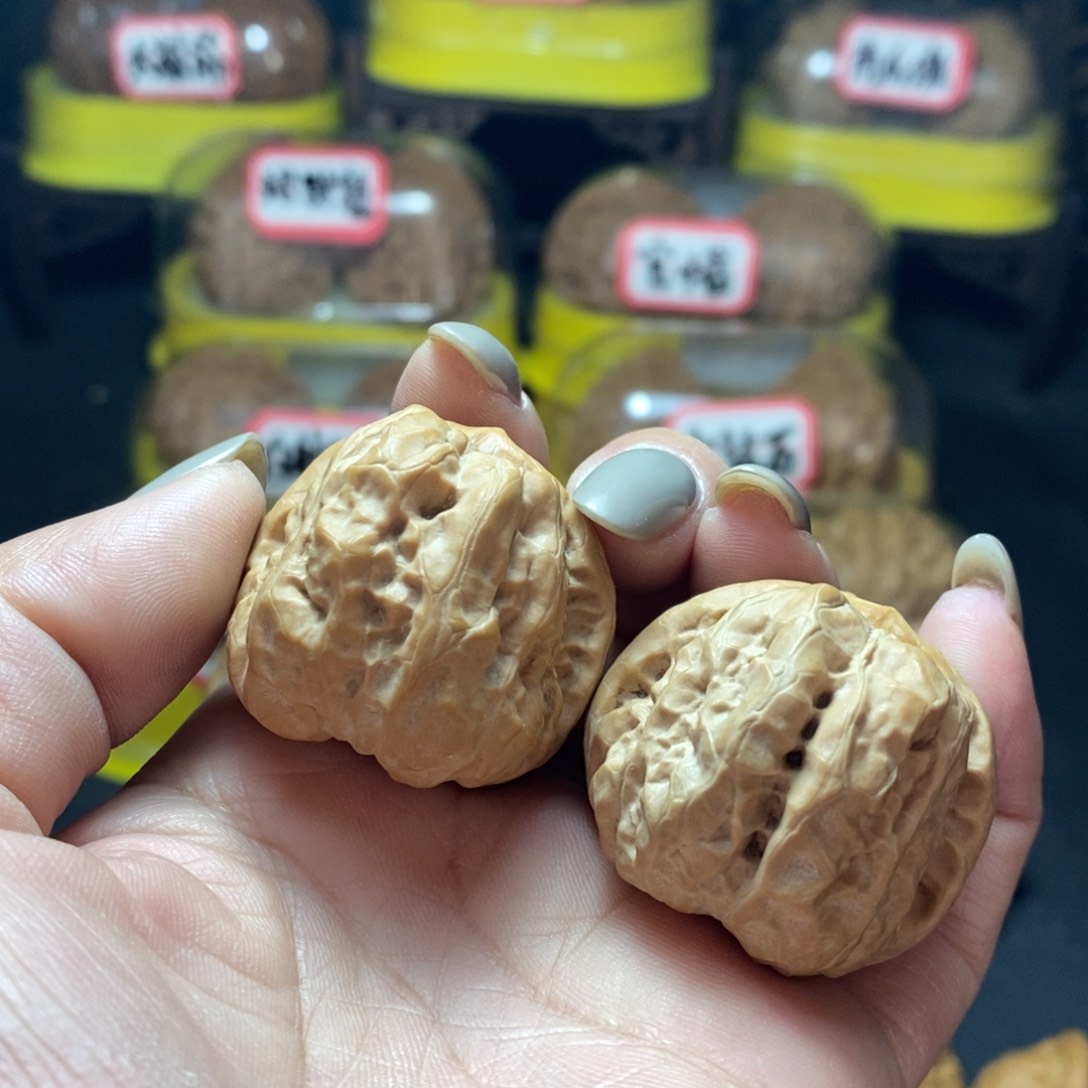 文玩核桃把件22号蛤蟆头35尺