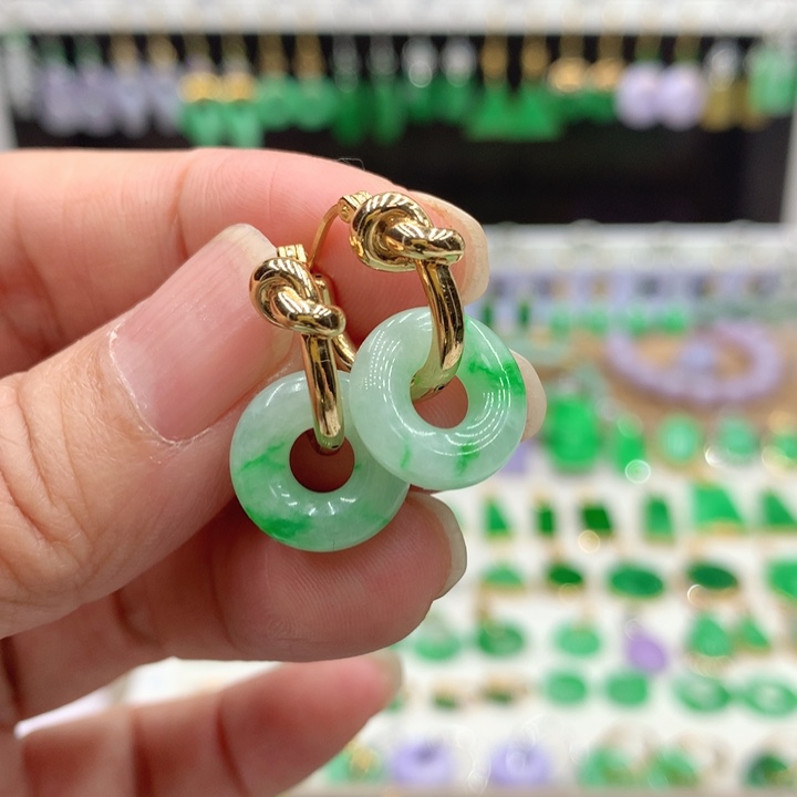 翡翠18K金镶嵌耳饰