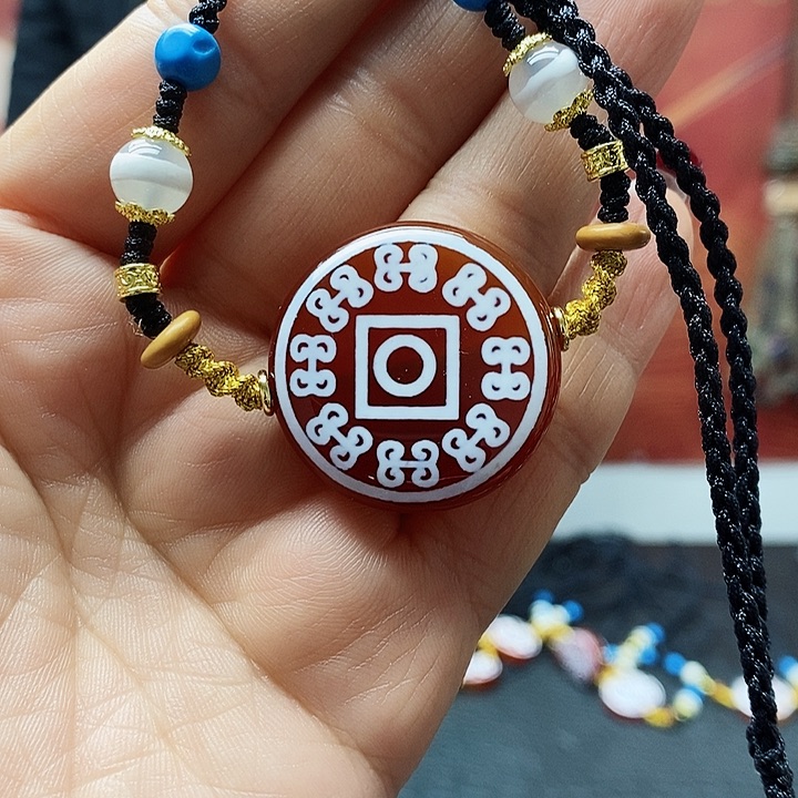 玛瑙/玉髓颈饰合金