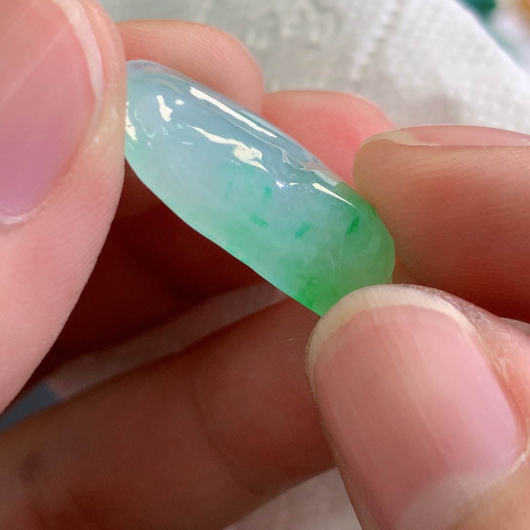 【闪购商品】翡翠未镶嵌吊坠(不含链)