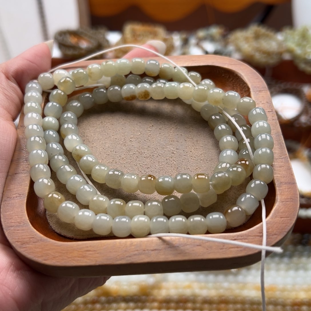 毛衣链未镶嵌和田玉珠串6*7mm