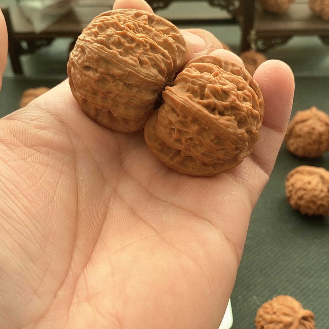 吊坠文玩核桃乐*41尺，全品白狮子