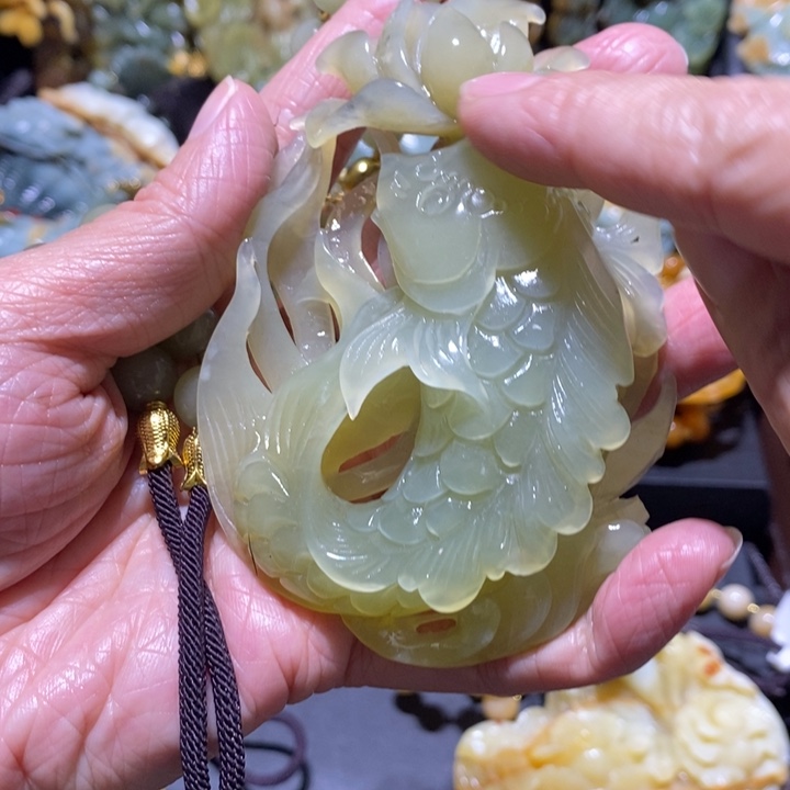 岫玉岫玉吊坠未镶嵌