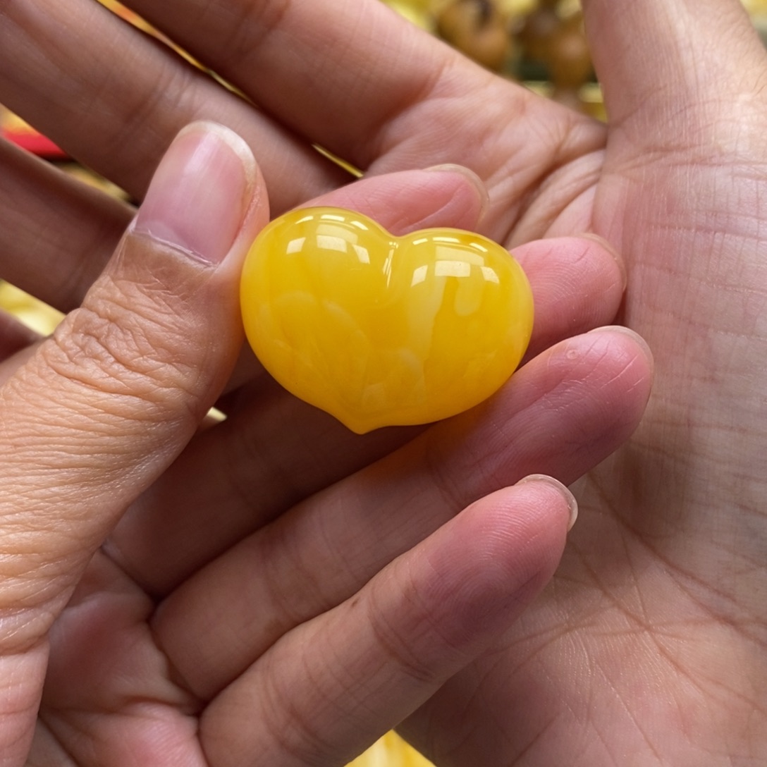 琥珀未镶嵌裸石蜜蜡