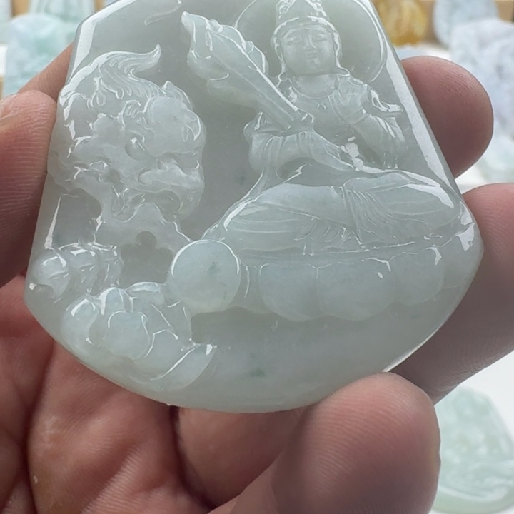 翡翠未镶嵌颈饰天然缅甸A货翡翠