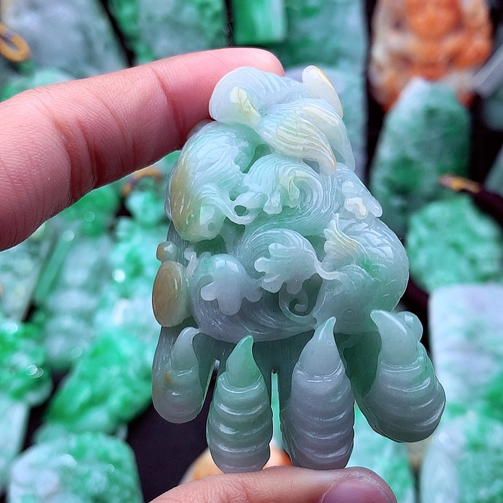 翡翠吊坠(不含链)未镶嵌