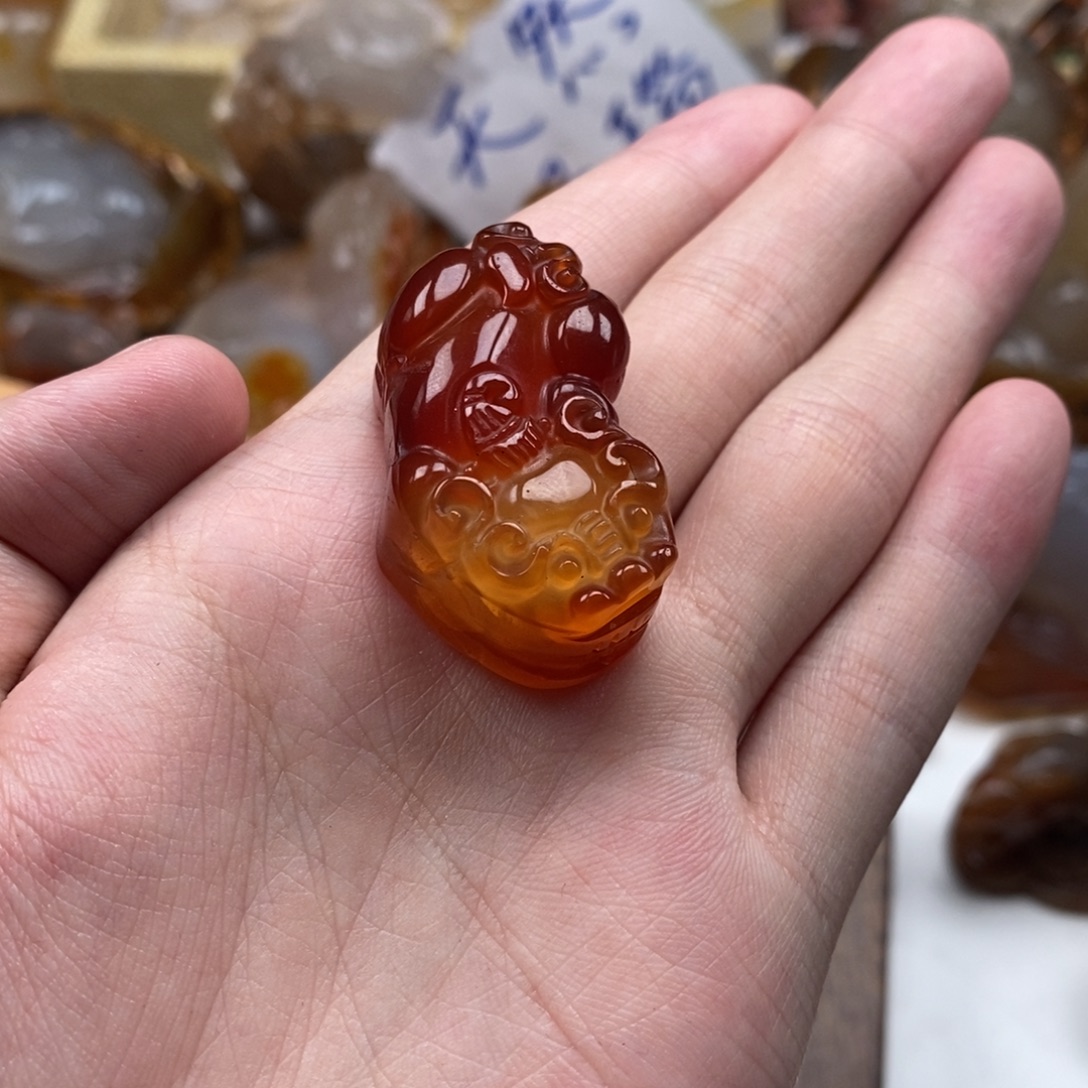 玛瑙/玉髓未镶嵌颈饰