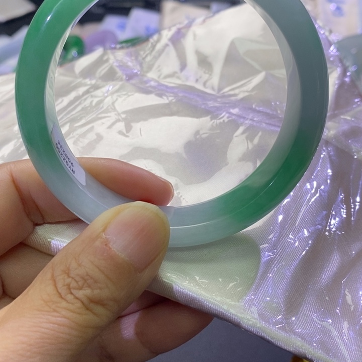 老***客专拍链接，拍哪发哪个