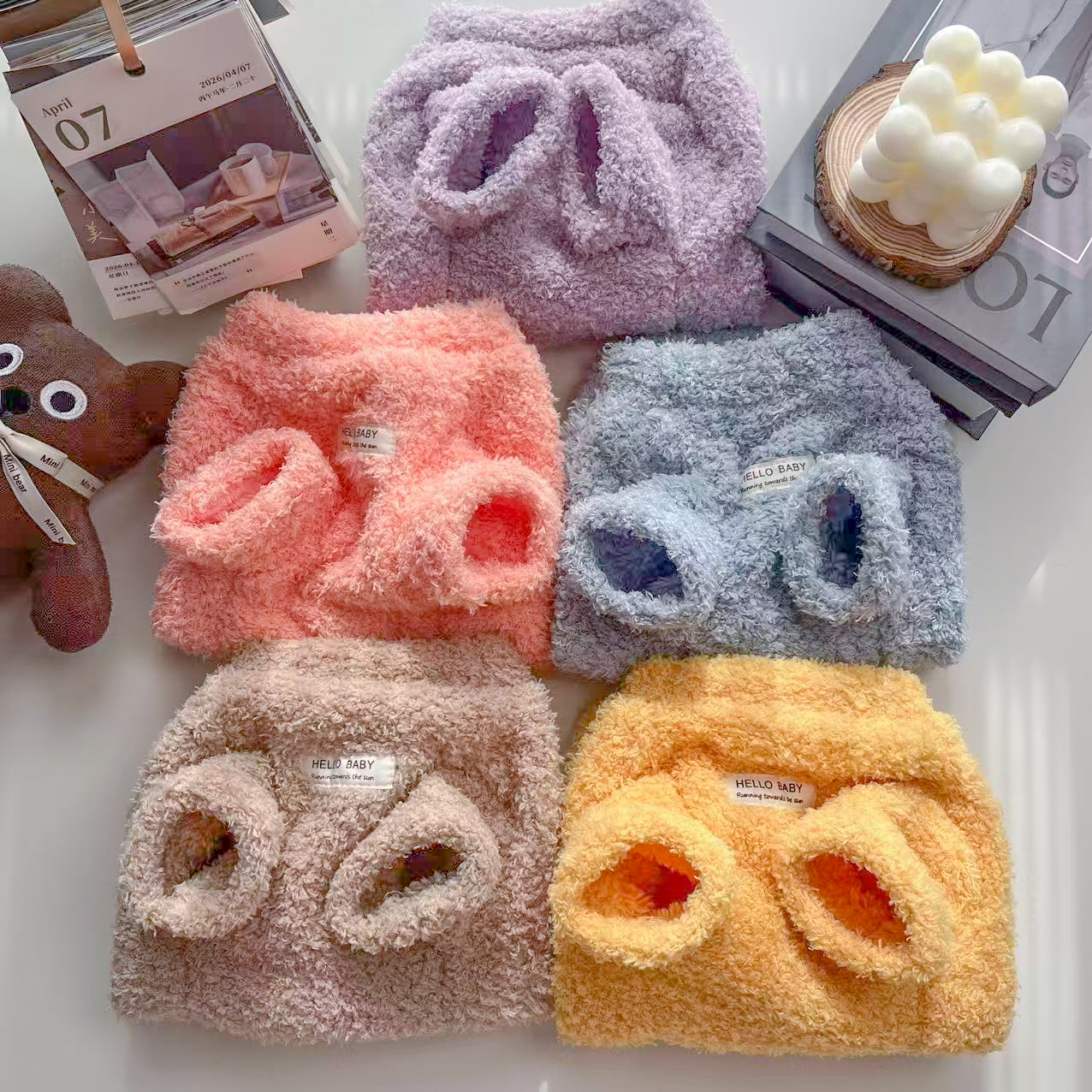 猫咪衣服冬季保暖宠物女宝狗狗专用云朵绒加绒打底宠物比熊有弹力