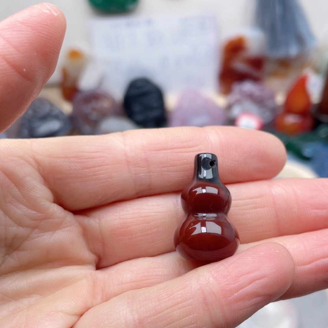 玛瑙/玉髓颈饰合金半**