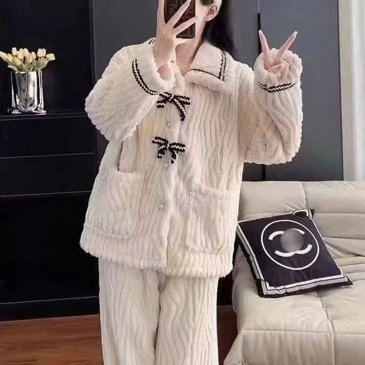 692睡衣冬加绒加厚翻领法兰绒珊瑚家居服蝴蝶结套装保暖