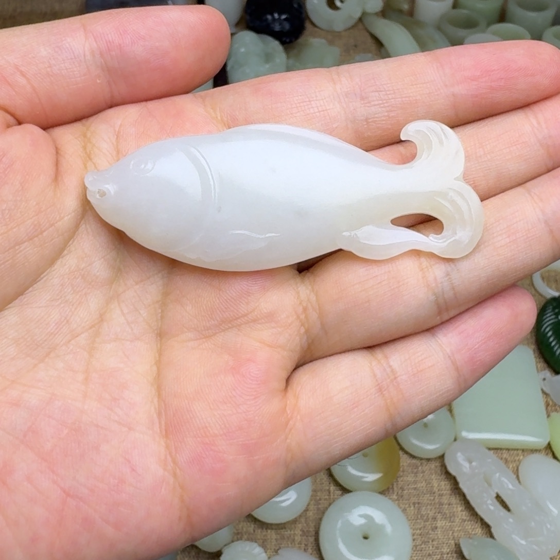 和田玉未镶嵌颈饰3