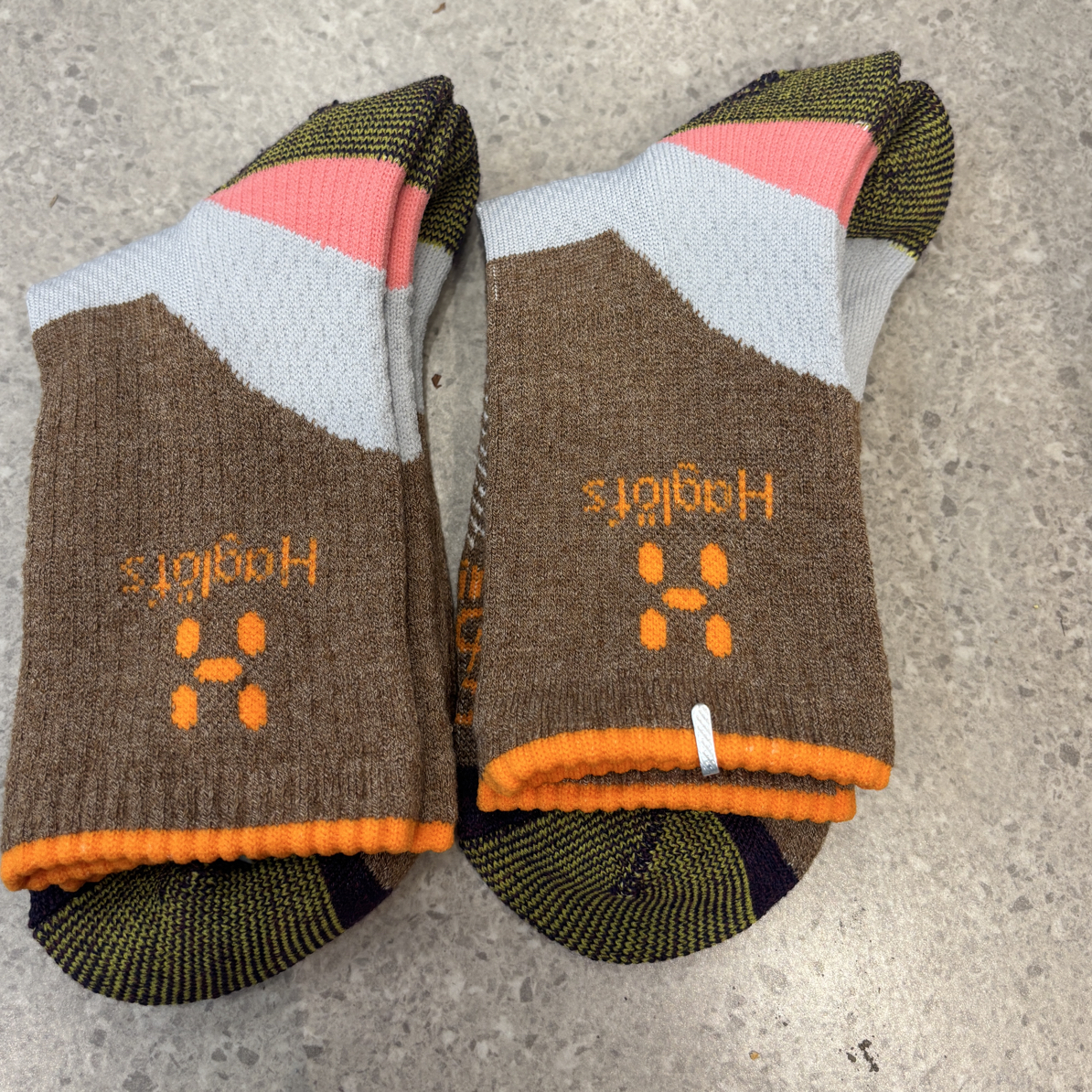 男女针织拼色保暖潮流休闲风秋冬毛圈筒袜运动袜2双装