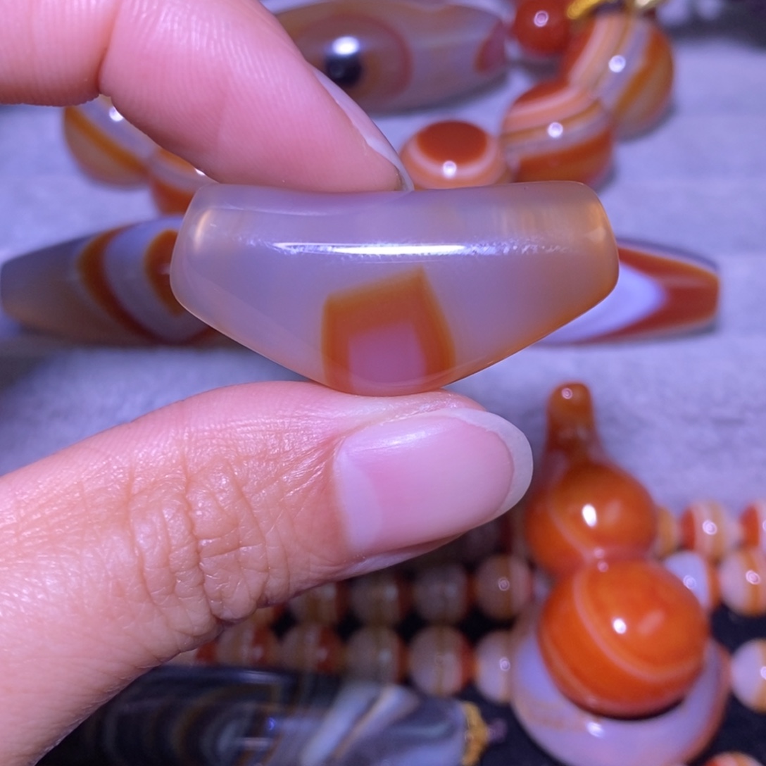 玛瑙/玉髓未镶嵌颈饰