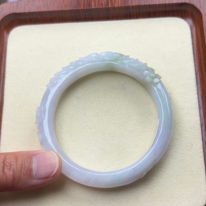 翡翠未镶嵌手镯56.7圈219