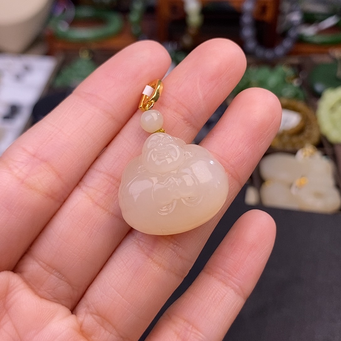 和田玉熟藕粉老料清货价吊坠未镶嵌