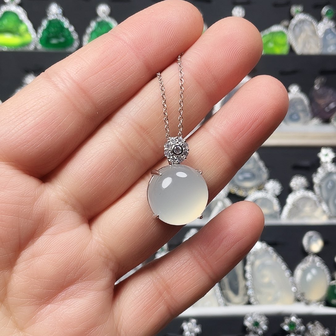 玛瑙/玉髓颈饰合金