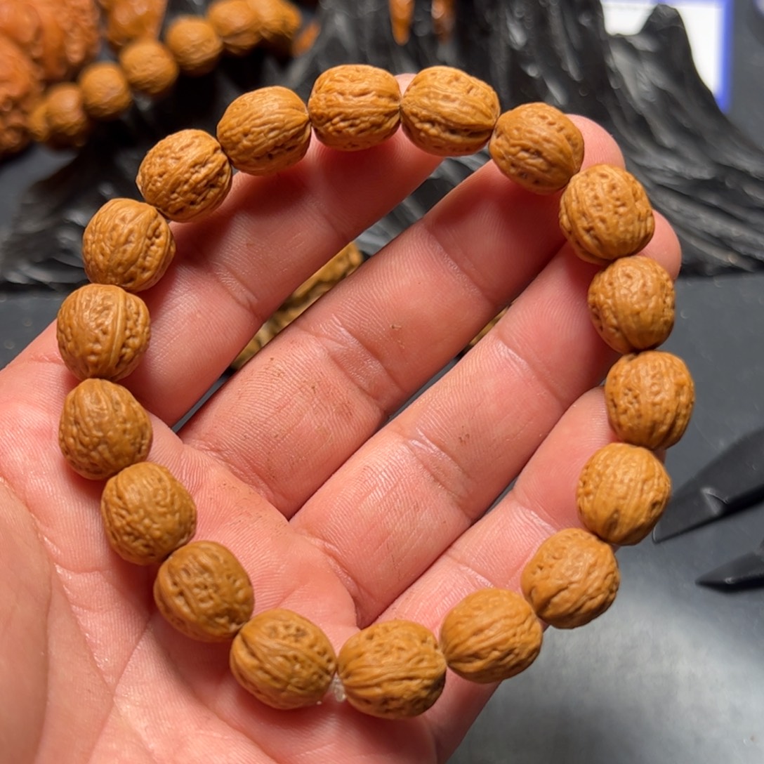 手串文玩核桃尺寸