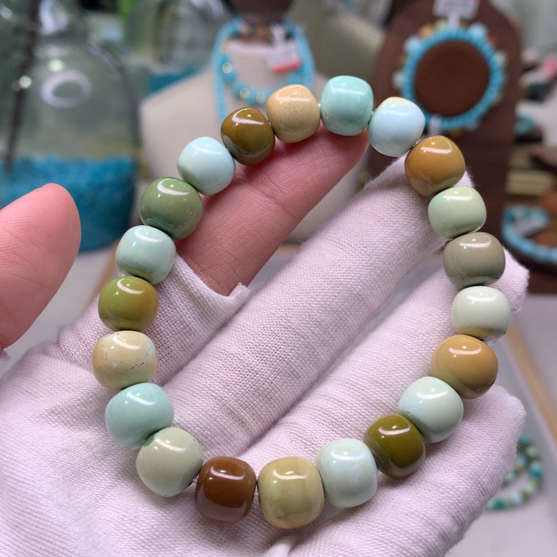 绿松石配饰未镶嵌郭*多