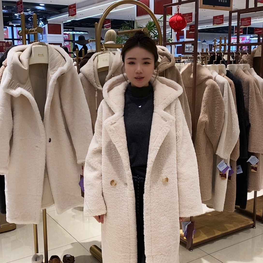 初晓皮草 初晓皮草