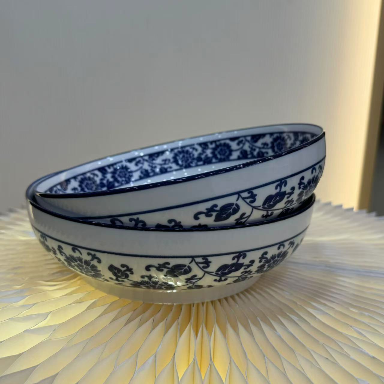 青花瓷汤碗2个    LSX