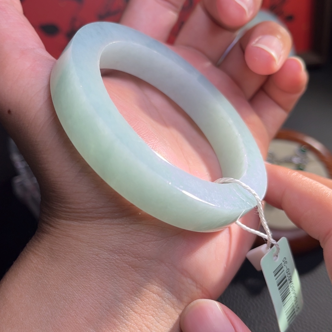 定制翡翠未镶嵌精美款