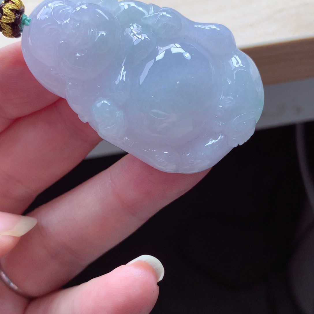 翡翠颈饰未镶嵌吊坠