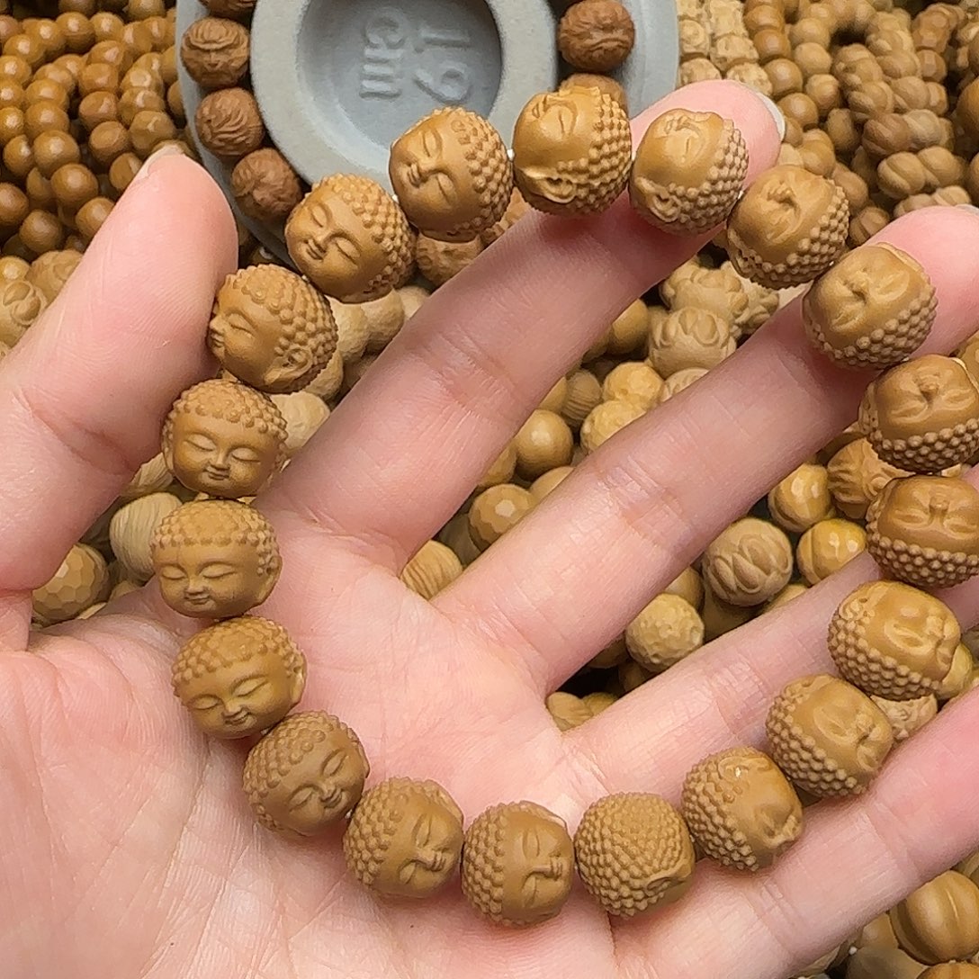 猴头核桃吊坠微瑕宝宝佛