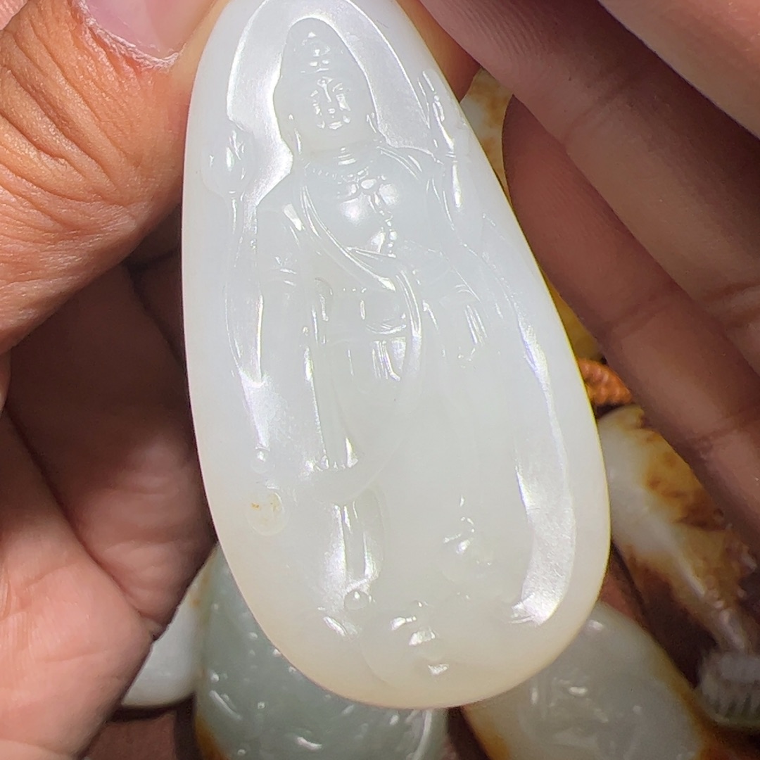 和田玉颈饰未镶嵌