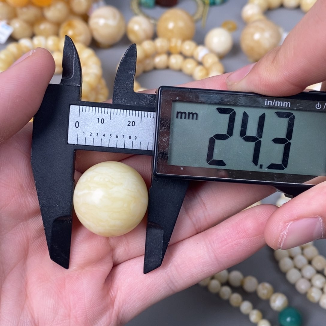 琥珀珠宝奇石未镶嵌扛***丶