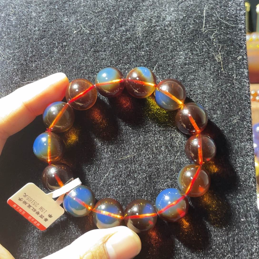 蓝珀珠宝奇石未镶嵌可**剧