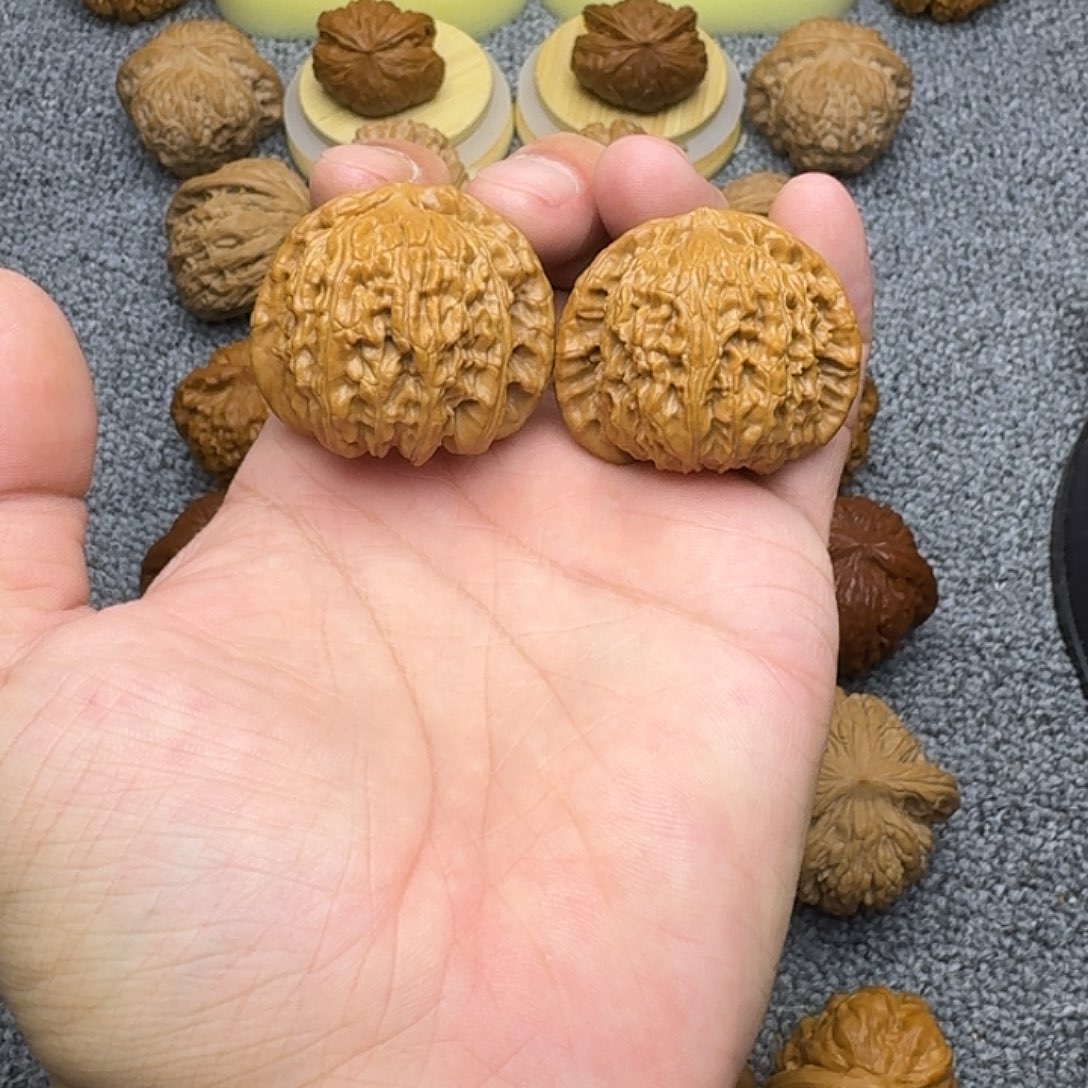 吊坠文玩核桃41尺，狮子