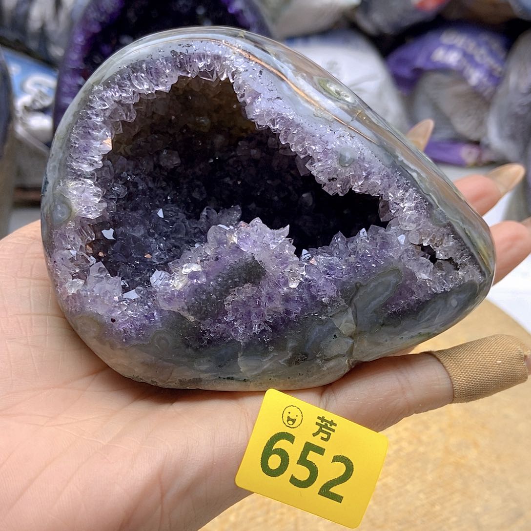 紫晶大型摆件（非配饰）未镶嵌
