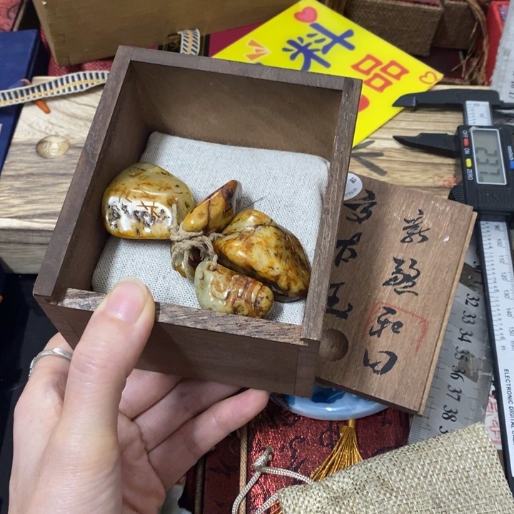 摆件中古工艺品一件