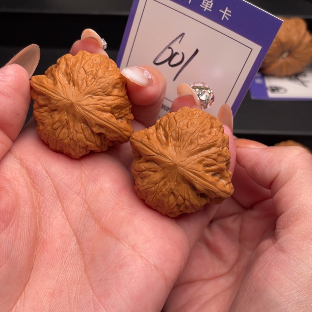 文玩核桃把件铁锤40