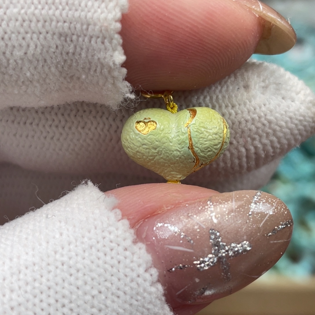 绿松石未镶嵌挂件