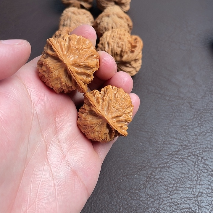 文玩核桃把件36全品苹果园全家福