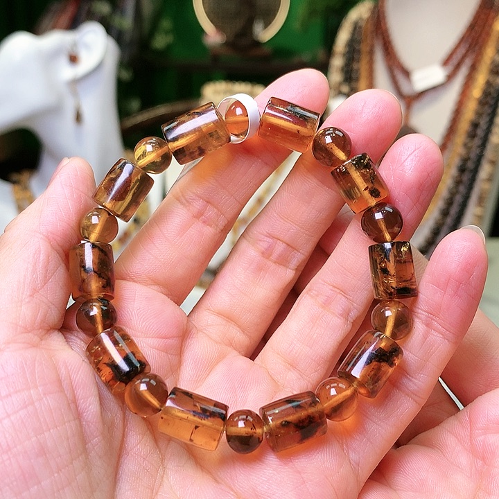 琥珀裸石未镶嵌抚顺琥珀