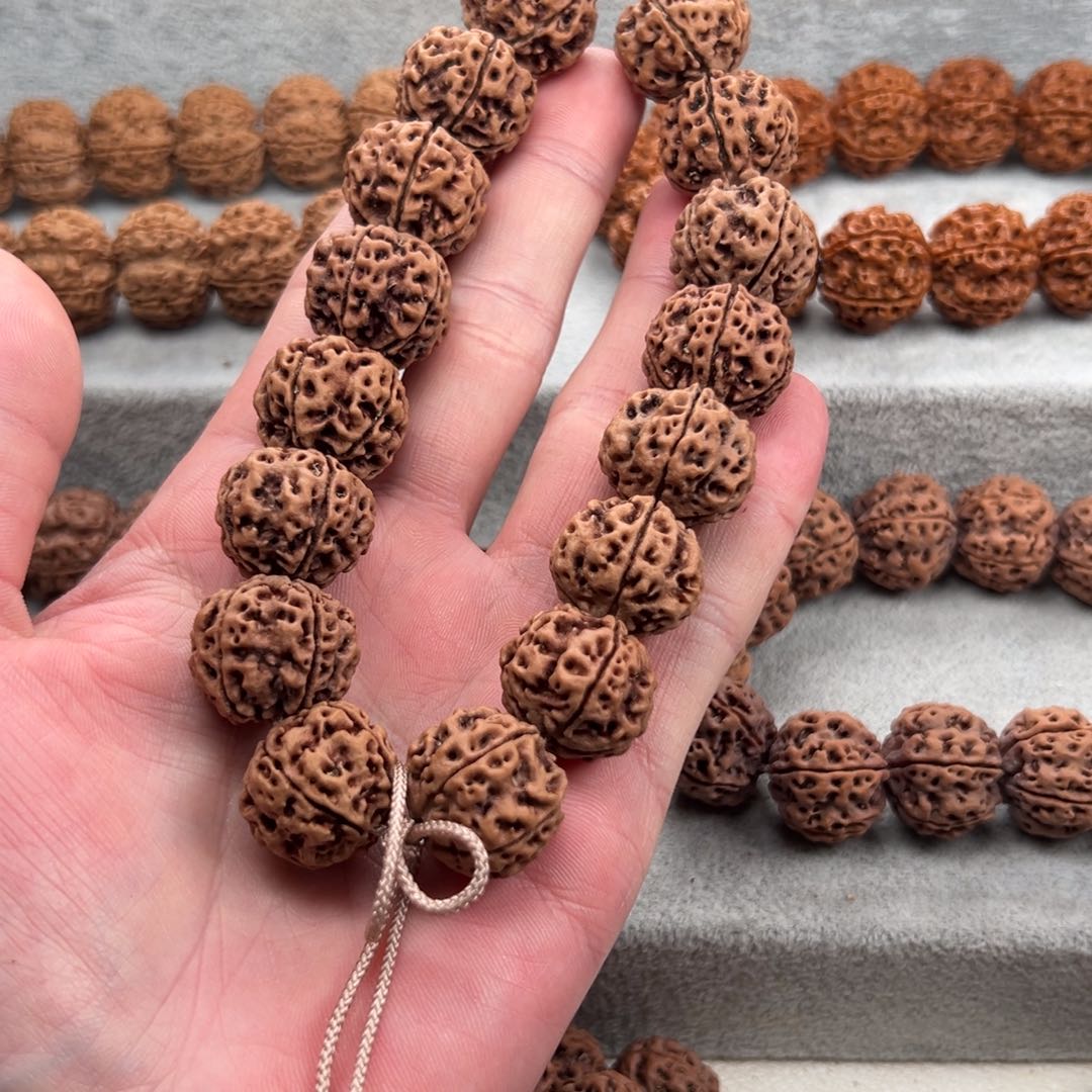 金刚菩提手串骑****浪安娜玲珑