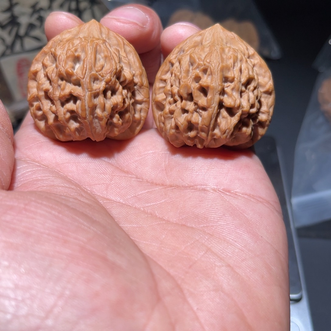 文玩核桃把件沉水元宝39