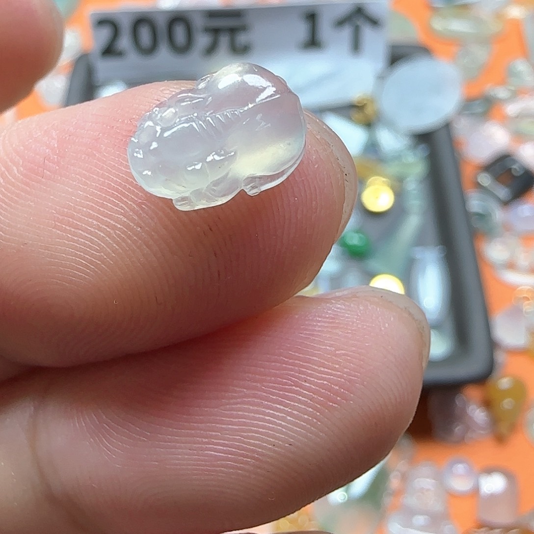 定制翡翠未镶嵌翡翠