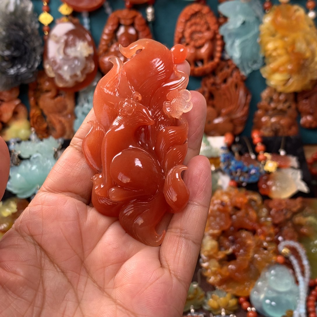 蛇纹石玉挂坠未镶嵌心****后