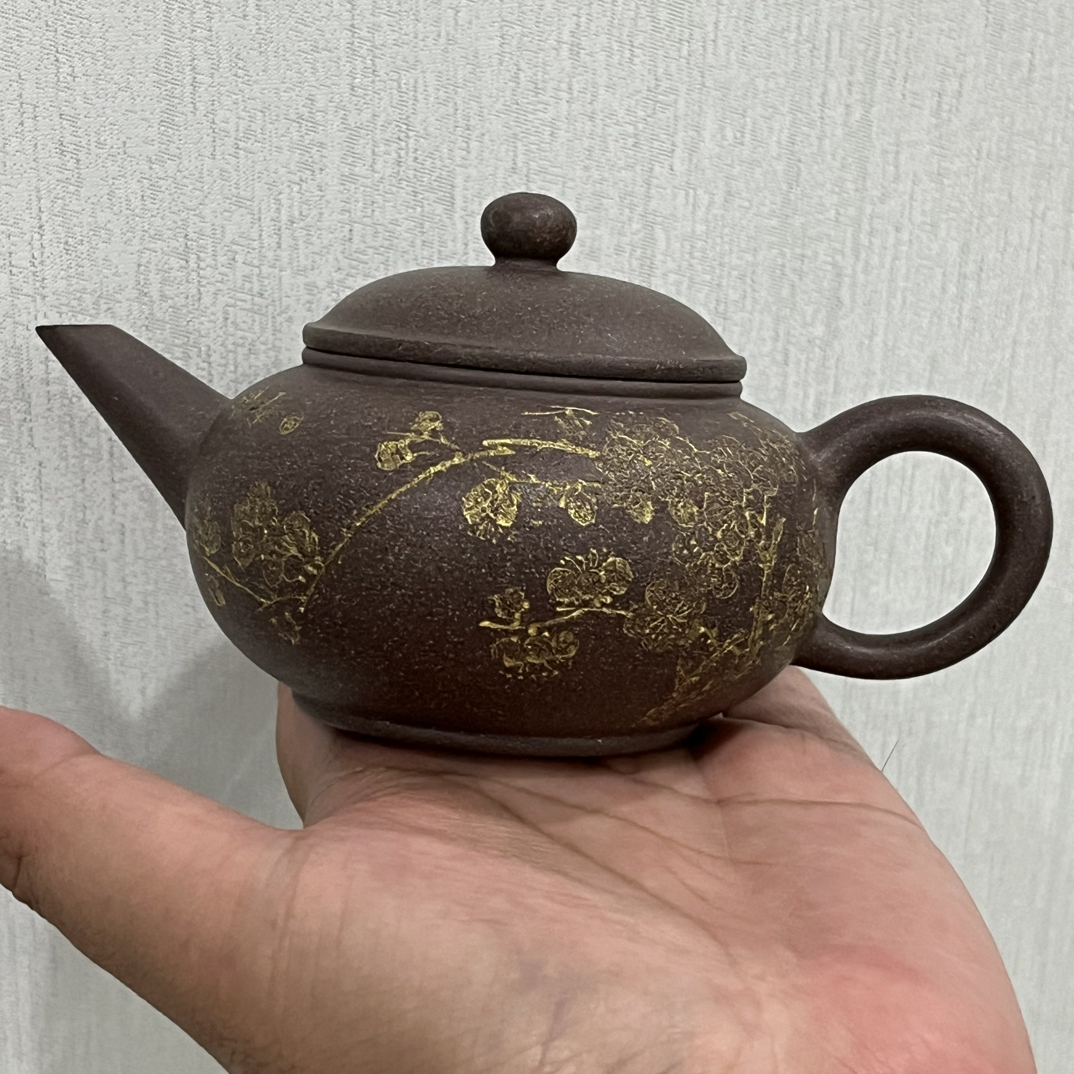 宜兴原矿紫砂雕刻梅花款水平壶老天青泥料半手工制作180㏄内推孔